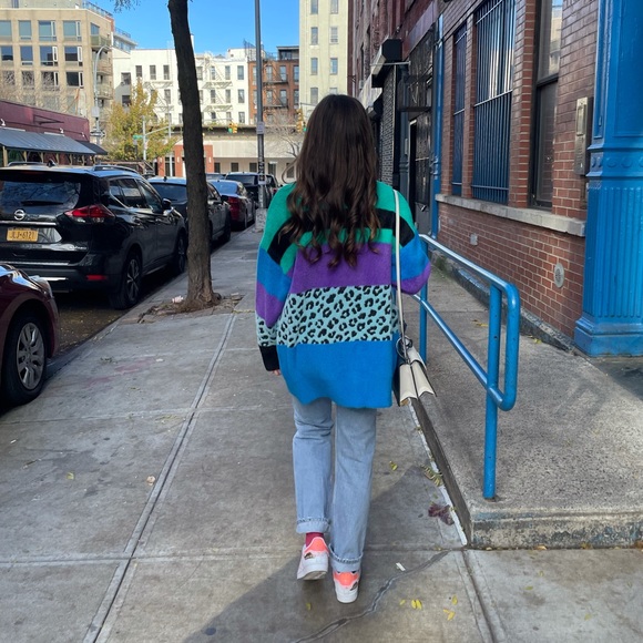 Meet your Posher, Lauren - Picture 1 of 1